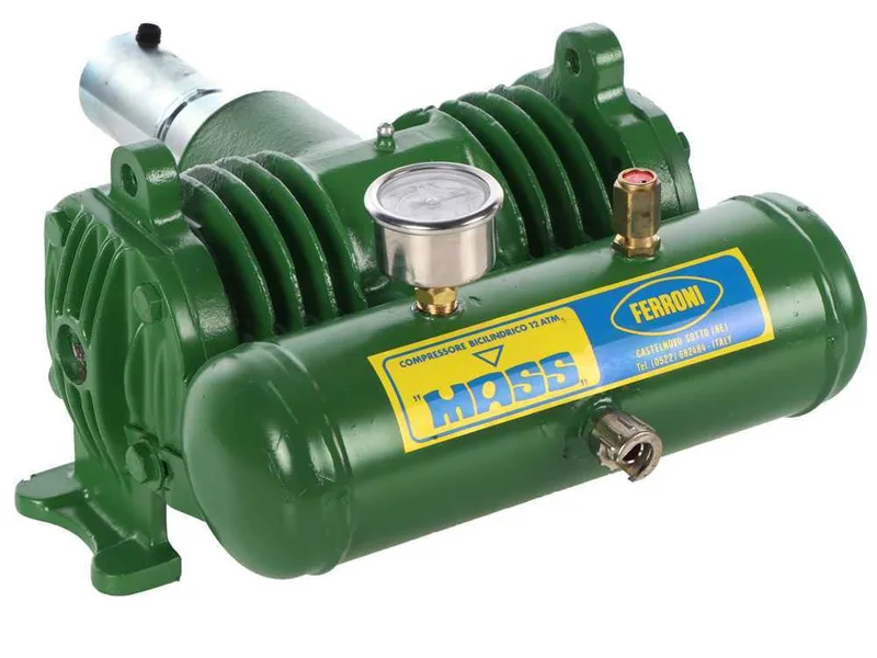 Ferroni Mass - Compresseur avec raccord à tracteur